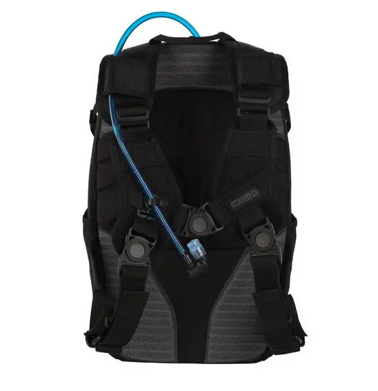 Ogio Rainforest 3L Hydration Bag - Black 1