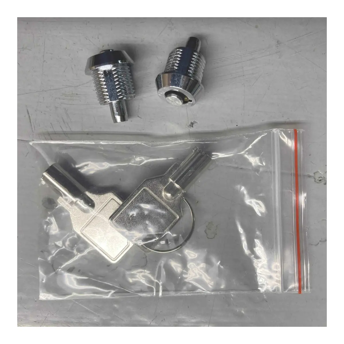 Giant Loop Replacement Lock Barrell For Pannier Mounts 1