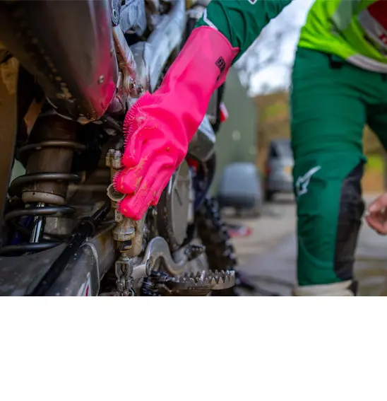 Muc-Off Deep Scrubber Gloves 1